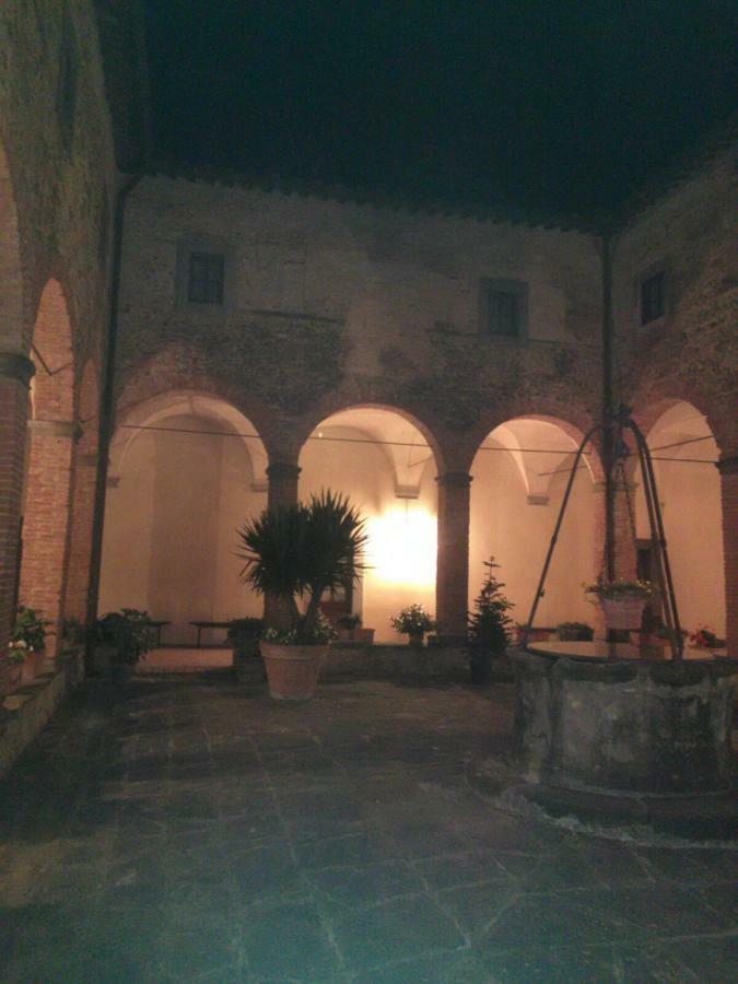 Santa Maria Della Pace Bed & Breakfast Montespertoli Luaran gambar